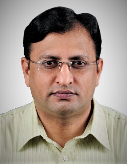 Dr. Vivek S, Chief Ophthalmologist